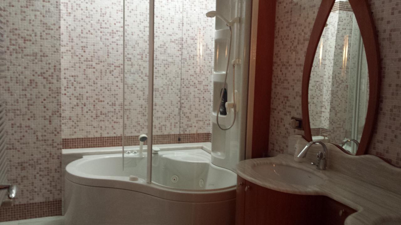 Rosej Bed & Breakfast Putignano Bagian luar foto
