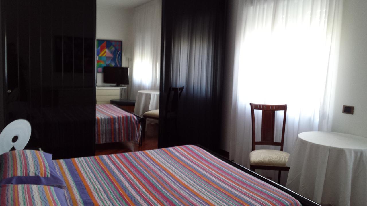 Rosej Bed & Breakfast Putignano Bagian luar foto